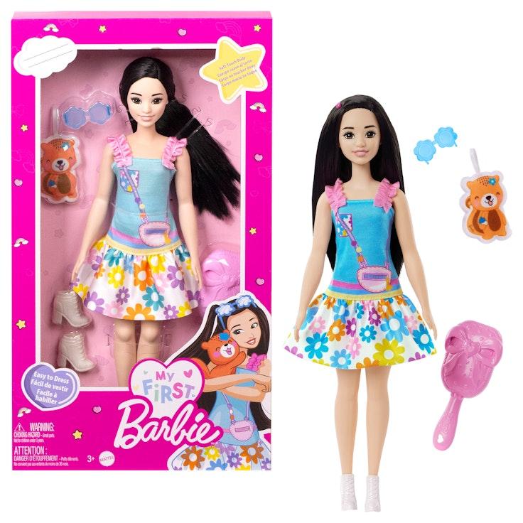 My First Barbie Renee -muotinukke ja oravapehmo