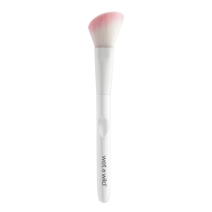 Wet n Wild Contour Brush muotoilusivellin