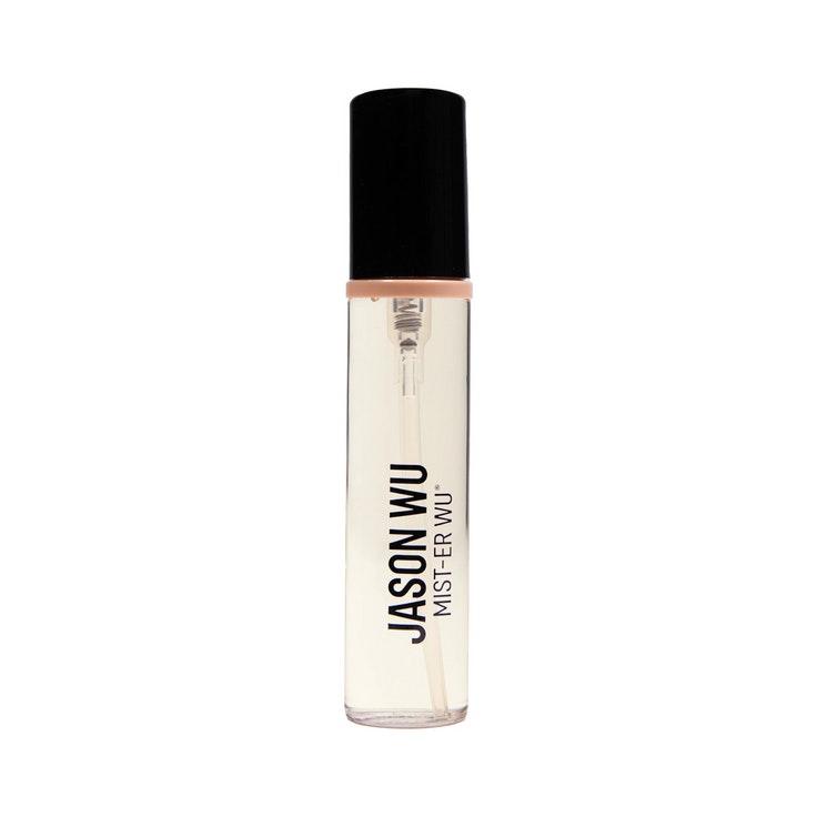 Jason Wu Beauty Mist-er Wu kasvosuihke 02 What's the tea